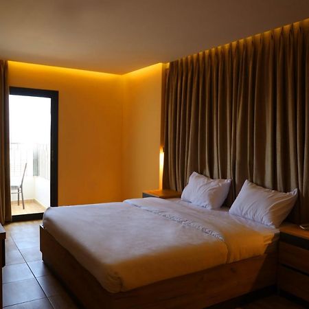 The Palm Hotel Aqaba Exterior photo